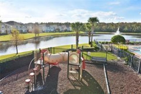 Condo in Orlando, Florida, 3 bedrooms  № 1901595 - photo 11