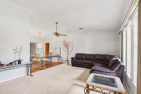 Villa ou maison à vendre à Port Charlotte, Floride: 3 chambres, 196.77 m2 № 2233133 - photo 5