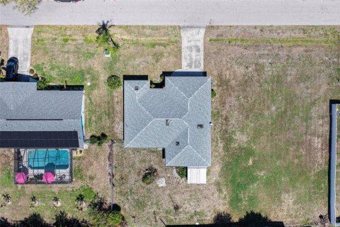 Villa ou maison à vendre à Port Charlotte, Floride: 3 chambres, 196.77 m2 № 2233133 - photo 28