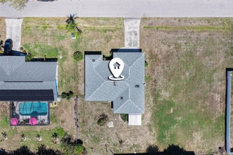 Villa ou maison à vendre à Port Charlotte, Floride: 3 chambres, 196.77 m2 № 2233133 - photo 30