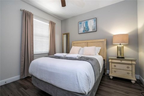 House in Kissimmee, Florida 11 bedrooms, 437.29 sq.m. № 2138184 - photo 24