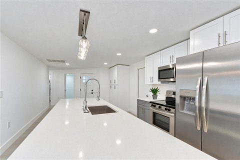 Villa ou maison à vendre à Oldsmar, Floride: 3 chambres, 144 m2 № 2423907 - photo 11
