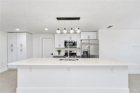 Villa ou maison à vendre à Oldsmar, Floride: 3 chambres, 144 m2 № 2423907 - photo 12
