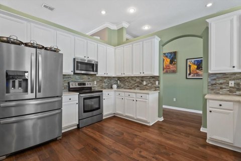Casa en venta en Tampa, Florida, 4 dormitorios, 263.75 m2 № 2223715 - foto 12