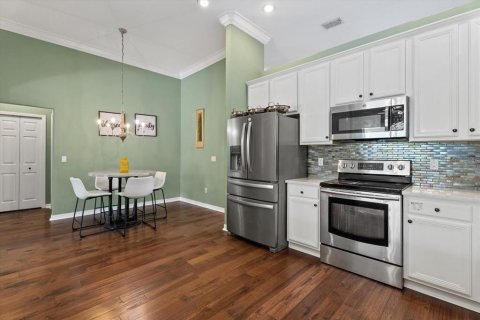 Casa en venta en Tampa, Florida, 4 dormitorios, 263.75 m2 № 2223715 - foto 11