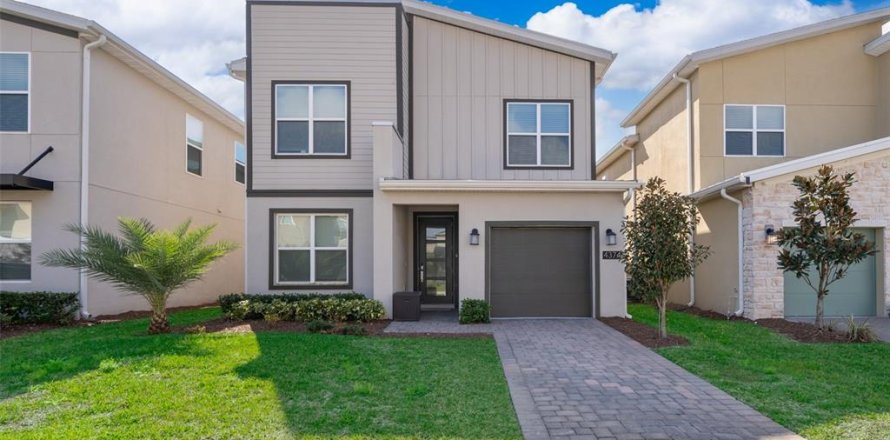 Casa en Kissimmee, Florida 5 dormitorios, 278.34 m2 № 1544179