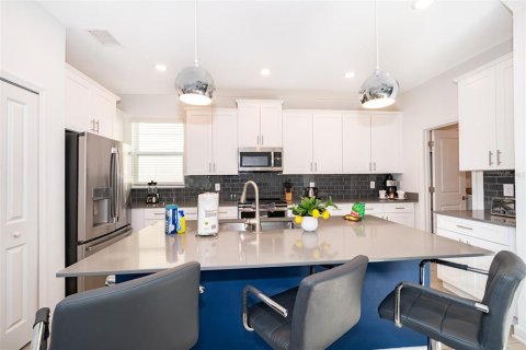 Купить виллу или дом в Киссимми, Флорида 4 комнаты, 278.34м2, № 1544179 - фото 14