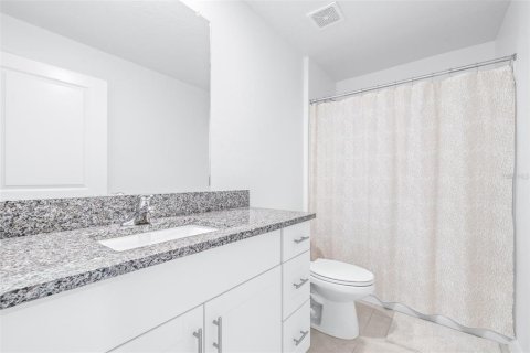 House in Wimauma, Florida 4 bedrooms, 179.77 sq.m. № 2097565 - photo 18
