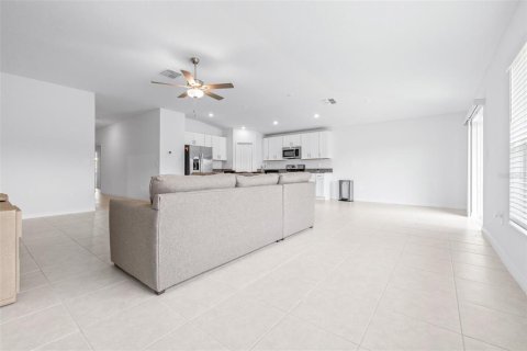 House in Wimauma, Florida 4 bedrooms, 179.77 sq.m. № 2097565 - photo 6