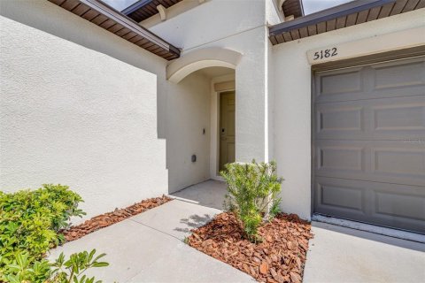 House in Wimauma, Florida 4 bedrooms, 179.77 sq.m. № 2097565 - photo 3
