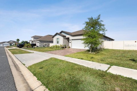 House in Howey-in-the-Hills, Florida 4 bedrooms, 177.44 sq.m. № 1885105 - photo 29