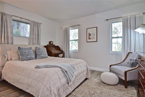 House in Sarasota, Florida 2 bedrooms, 130.34 sq.m. № 1776885 - photo 24