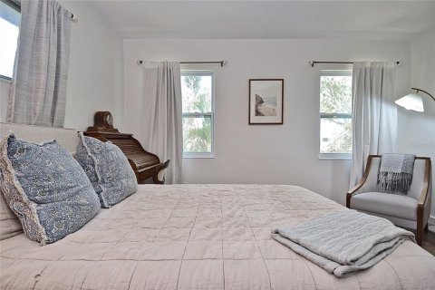 House in Sarasota, Florida 2 bedrooms, 130.34 sq.m. № 1776885 - photo 25