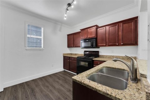 Condo in Lake Mary, Florida, 1 bedroom  № 1402146 - photo 7