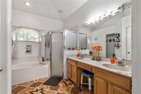 Casa en venta en Valrico, Florida, 4 dormitorios, 182.55 m2 № 1786421 - foto 9