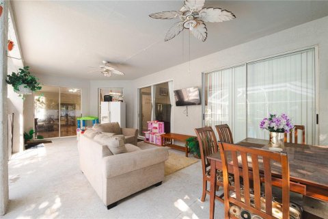 Casa en venta en Valrico, Florida, 4 dormitorios, 182.55 m2 № 1786421 - foto 27