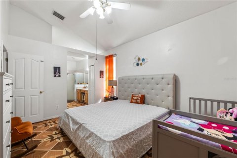 Casa en venta en Valrico, Florida, 4 dormitorios, 182.55 m2 № 1786421 - foto 7