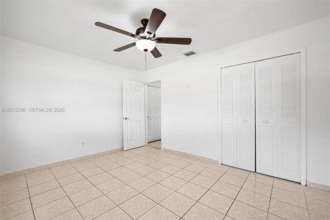 Villa ou maison à louer à Miami, Floride: 4 chambres, 196.67 m2 № 2076067 - photo 26