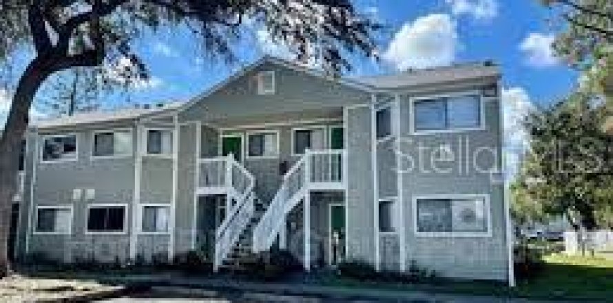 Condo in Largo, Florida, 1 bedroom № 2378050