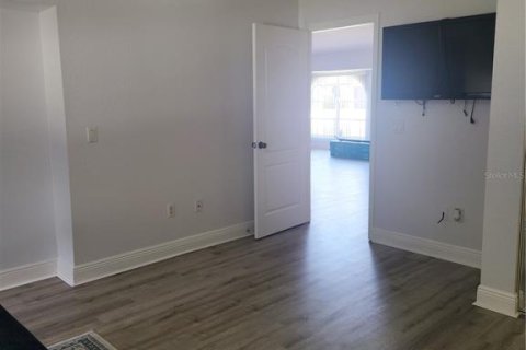 Apartamento en alquiler en Punta Gorda, Florida, 3 dormitorios, 151.71 m2 № 1661828 - foto 15