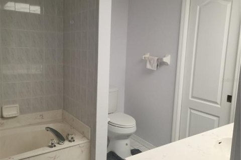 Apartamento en alquiler en Punta Gorda, Florida, 3 dormitorios, 151.71 m2 № 1661828 - foto 19