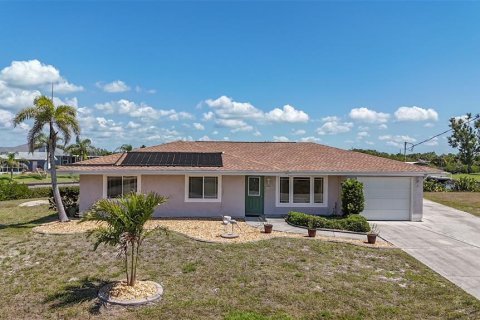 Villa ou maison à vendre à Port Charlotte, Floride: 3 chambres, 156.63 m2 № 1616945 - photo 2