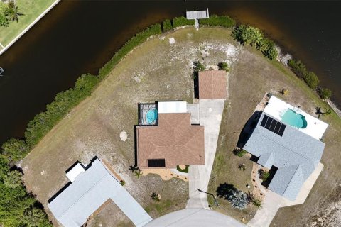 Villa ou maison à vendre à Port Charlotte, Floride: 3 chambres, 156.63 m2 № 1616945 - photo 4