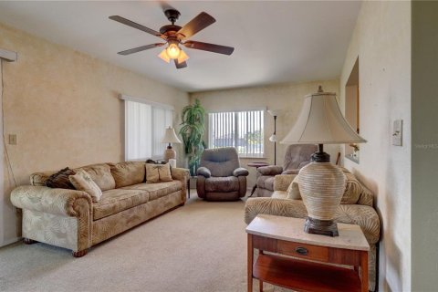 Villa ou maison à vendre à Port Charlotte, Floride: 3 chambres, 156.63 m2 № 1616945 - photo 19