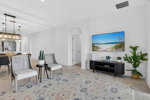 Condo in Davenport, Florida, 3 bedrooms № 2226817 - photo 13