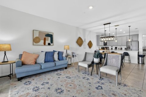 Condo in Davenport, Florida, 3 bedrooms № 2226817 - photo 5