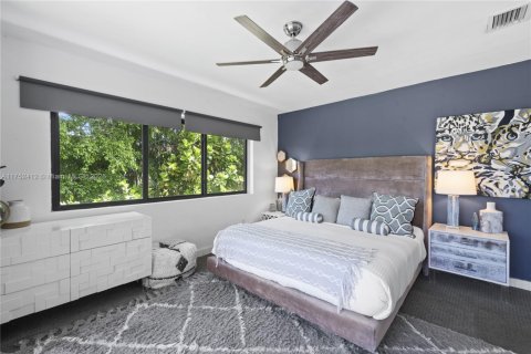 Casa en alquiler en Miami, Florida, 3 dormitorios, 199.28 m2 № 1959864 - foto 22