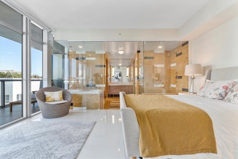 Снять в аренду кондоминиум в Майами-Бич, Флорида 2 спальни, 132.01м2, № 1868481 - фото 12