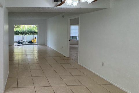 Copropriété à vendre à Lauderhill, Floride: 2 chambres, 90.3 m2 № 2083567 - photo 6