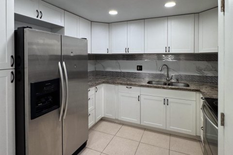 Copropriété à vendre à Lauderhill, Floride: 2 chambres, 90.3 m2 № 2083567 - photo 16