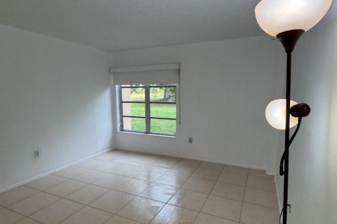 Copropriété à vendre à Lauderhill, Floride: 2 chambres, 90.3 m2 № 2083567 - photo 13