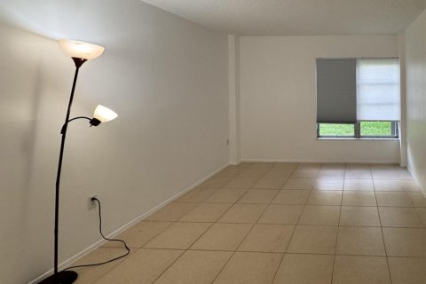 Copropriété à vendre à Lauderhill, Floride: 2 chambres, 90.3 m2 № 2083567 - photo 10