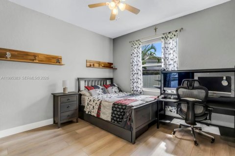 Villa ou maison à vendre à Pembroke Pines, Floride: 4 chambres, 261.06 m2 № 2072634 - photo 22