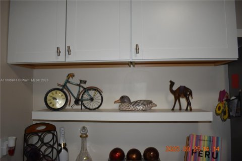 Condominio en venta en Tamarac, Florida, 2 dormitorios, 76.83 m2 № 1983357 - foto 5