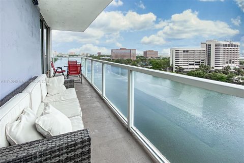 Condominio en venta en Miami, Florida, 2 dormitorios, 89.46 m2 № 2077004 - foto 4