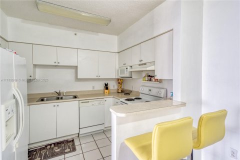 Condominio en venta en Miami, Florida, 2 dormitorios, 89.46 m2 № 2077004 - foto 7