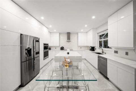 Casa en venta en Wellington, Florida, 5 dormitorios, 324.69 m2 № 1892553 - foto 26