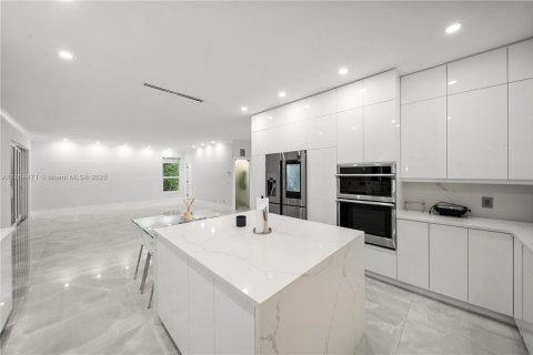 Casa en venta en Wellington, Florida, 5 dormitorios, 324.69 m2 № 1892553 - foto 27