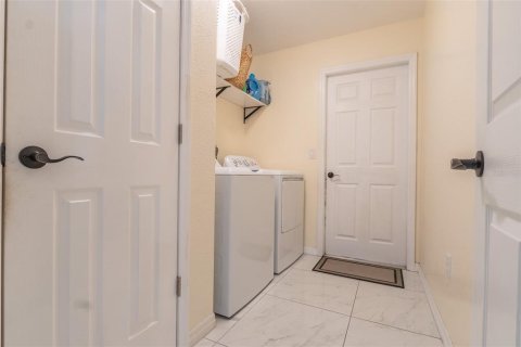 Casa en venta en Lakeland, Florida, 3 dormitorios, 129.13 m2 № 2209600 - foto 10