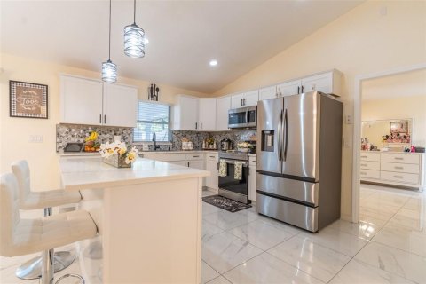 Casa en venta en Lakeland, Florida, 3 dormitorios, 129.13 m2 № 2209600 - foto 8