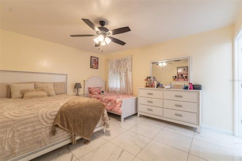 Casa en venta en Lakeland, Florida, 3 dormitorios, 129.13 m2 № 2209600 - foto 11