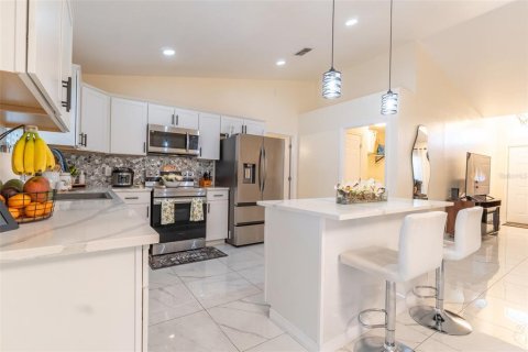 Casa en venta en Lakeland, Florida, 3 dormitorios, 129.13 m2 № 2209600 - foto 9