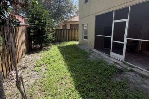 House in St. Lucie, Florida 3 bedrooms, 158.4 sq.m. № 2169217 - photo 22