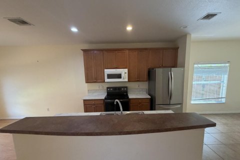 House in St. Lucie, Florida 3 bedrooms, 158.4 sq.m. № 2169217 - photo 29
