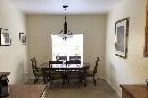 Villa ou maison à louer à St. Lucie, Floride: 3 chambres, 158.4 m2 № 2169217 - photo 7