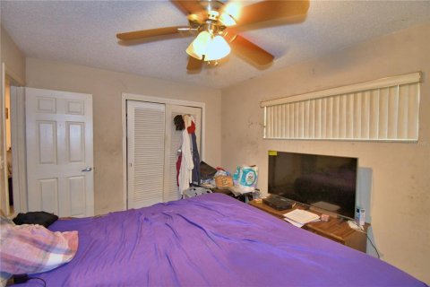 House in Winter Haven, Florida 3 bedrooms, 96.62 sq.m. № 1918714 - photo 23